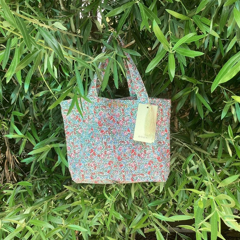 NWT Doen Mini Canvas Tote White Petite Jardin Print
